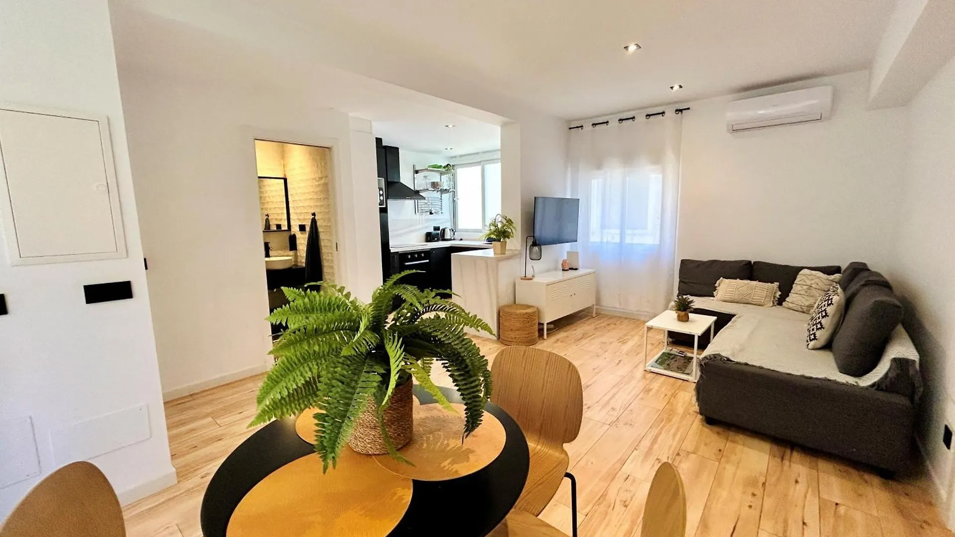 Ecochic Apartment In Fuengirola Center 0*,  Spain