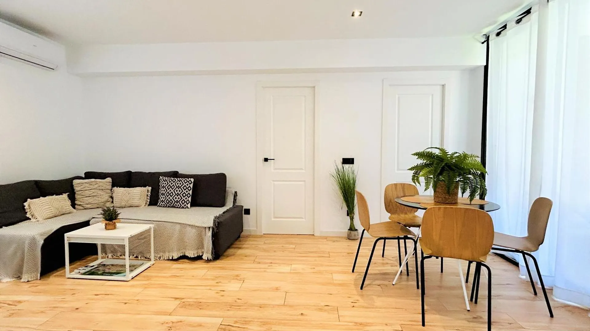 Ecochic Apartment In Fuengirola Center Spain